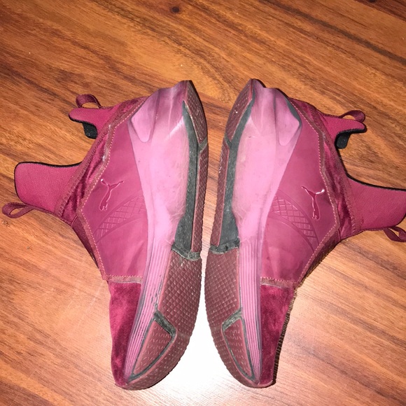 Puma - Picture 3 of 6